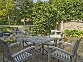 Koetshuis 3*