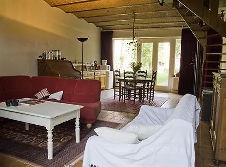 Bed & Breakfast Koetshuis
